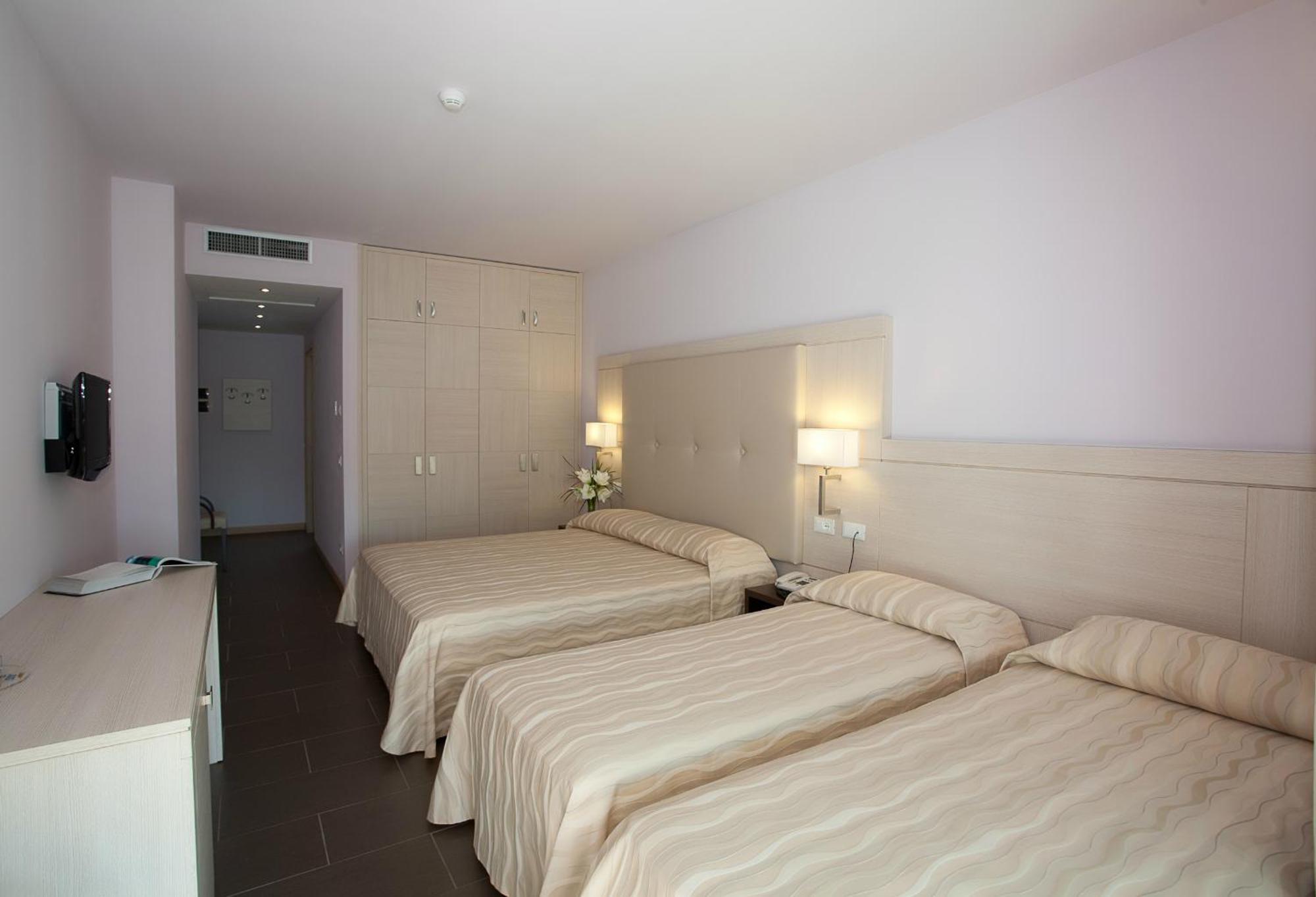 Hotel Porto Azzurro Sirmione Exterior foto